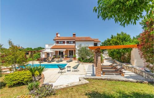 Lovely Home In Loborika — 4-Star Luxury Hotel in Marcana, Croatia