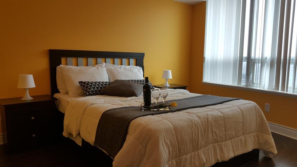Meridian 1 - carbon neutral hotel in Toronto