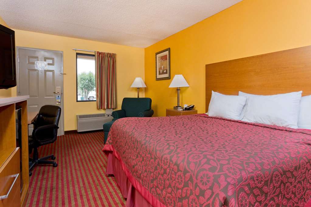Days Inn by Wyndham Franklin - photo 13
