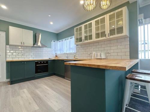 SandyBay Garden Hideaway — Sandy Bay — photo 4