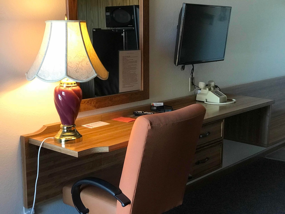 Paintbrush Motel - photo 10