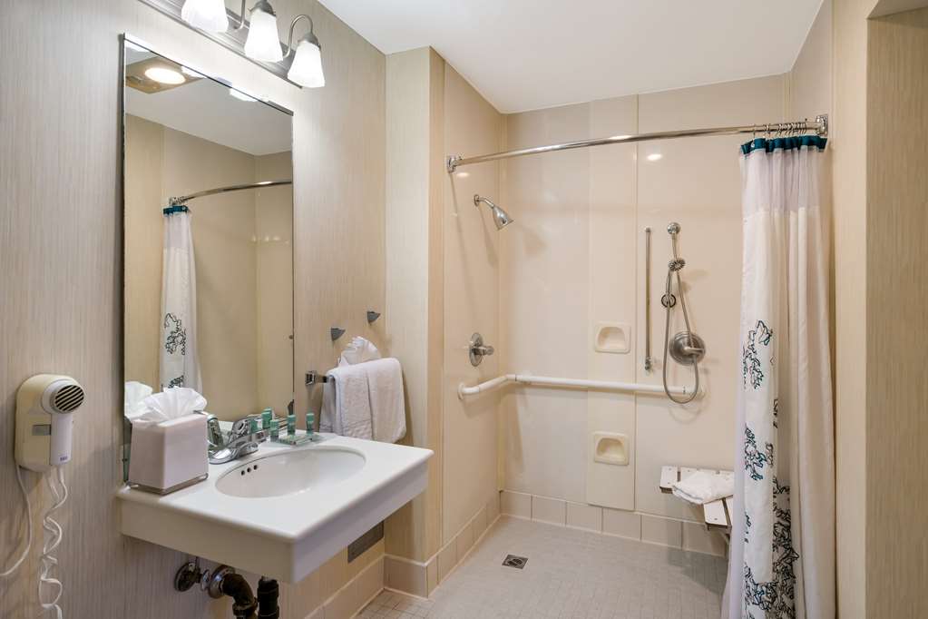 SenS Suites Livermore SureStay Collection by Best Western - photo 38