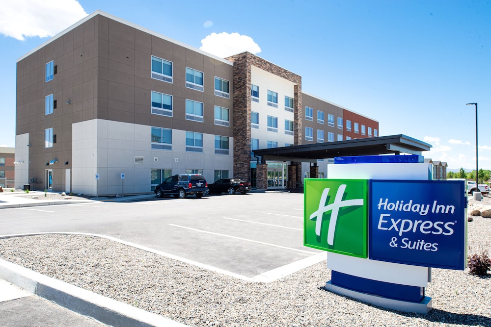 Holiday Inn Express & Suites Elko by IHG - carbon neutral hotel in Elko