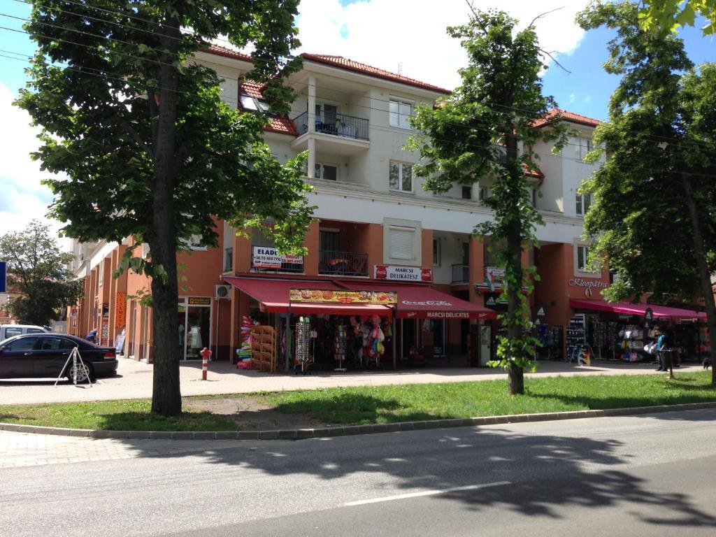 Tommy Apartman — 4-Star Luxury Hotel in Hajduszoboszlo, Hungary