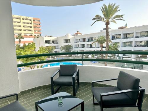 1The Best Location Las Americas & Parking in Playa De Las Americas, Spain