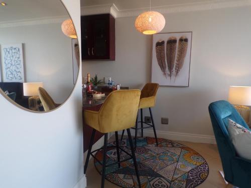 Harbor Hideaway Ships in Port — 4-Star Luxury Hotel in Durban, South Africa