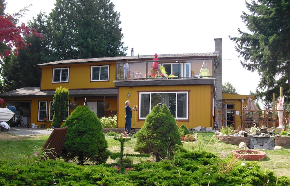 Heather Place Inn in Nanaimo, Canada