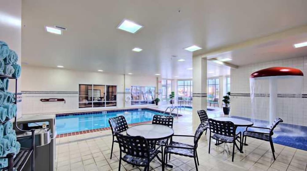 Hilton Garden Inn Laramie - photo 40