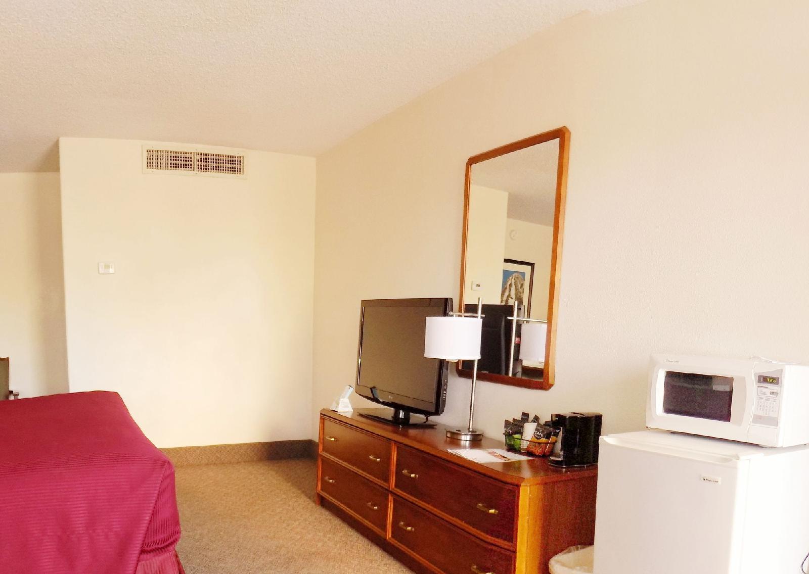 Ramada by Wyndham Mesa Downtown - photo 12