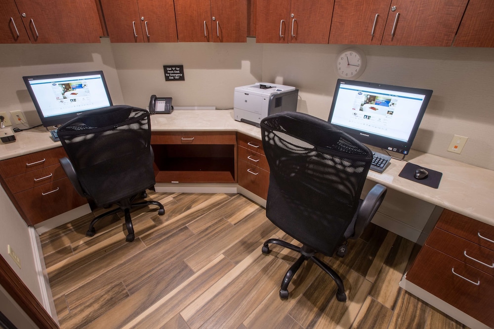 Hampton Inn & Suites Berkshires Lenox - photo 45