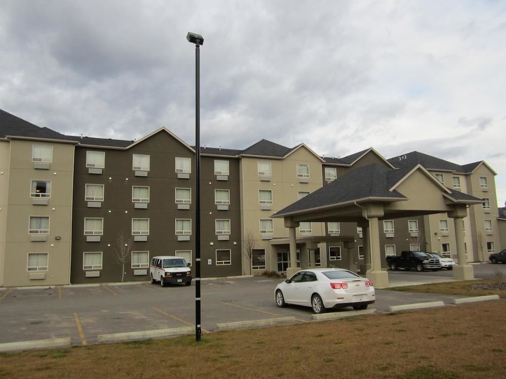 Trend Mountain Hotel Conference Centre — Tumbler Ridge