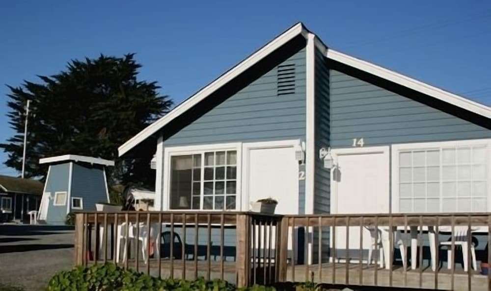 Bodega Harbor Inn - photo 2