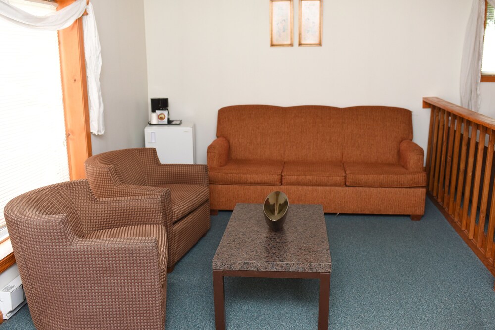 Chestnut Grove Resort - photo 22