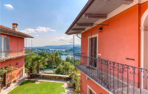 Cozy Apartment In Carcegna Di Miasino No — 4-Star Luxury Hotel in Miasino, Italy