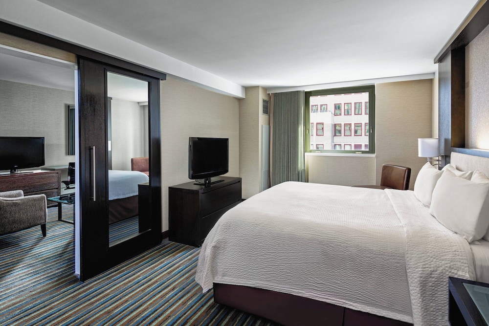 Courtyard by Marriott New York Manhattan Times Square - photo 14