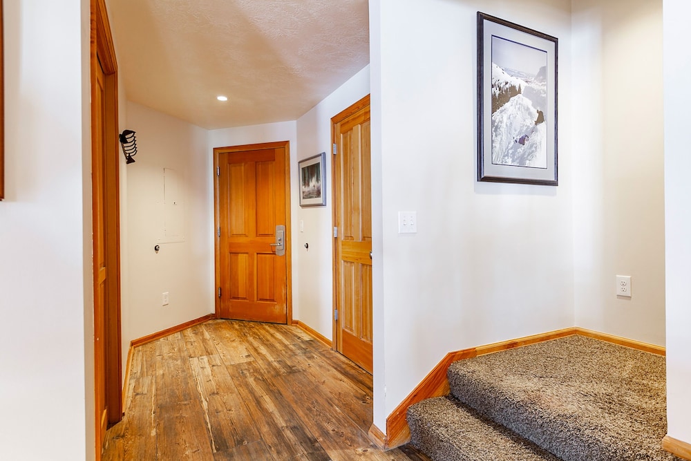 The Caledonian by All Seasons Resort Lodging - photo 26