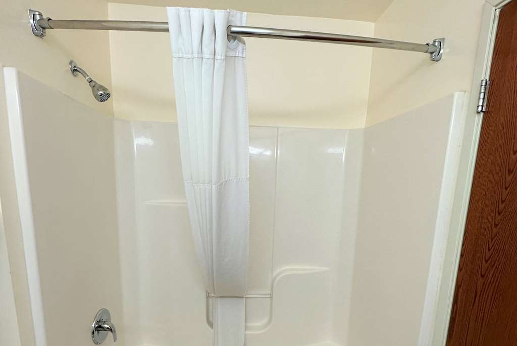 Super 8 by Wyndham Topeka at Forbes Landing - photo 27