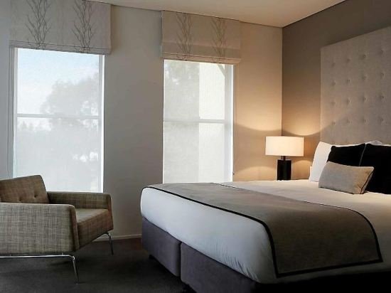 Grand Mercure Apartments Newcastle — 4-Star Luxury Hotel in Newcastle, Australia