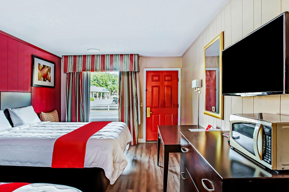 OYO Hotel Ridgeland East - photo 7