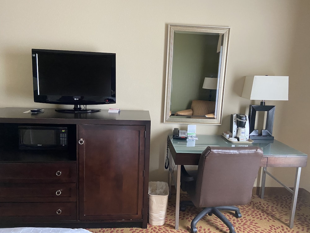 Holiday Inn Express & Suites Silt Rifle by IHG - photo 21