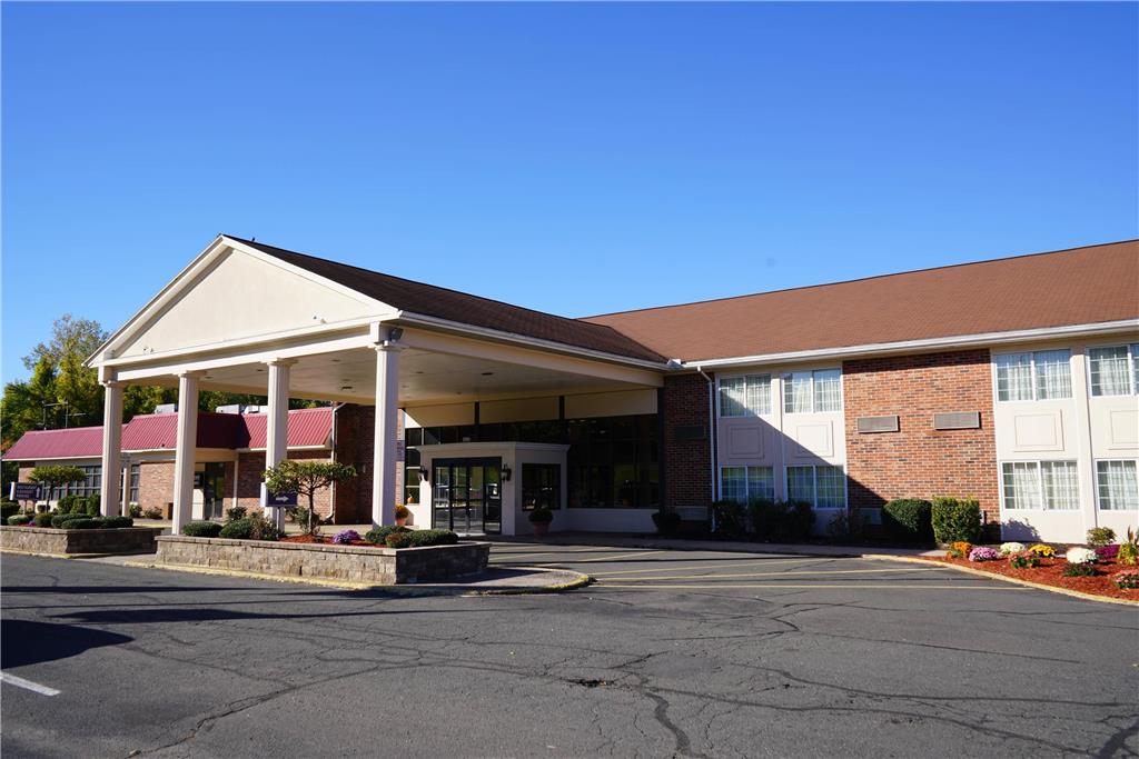 Rodeway Inn & Suites East Windsor - photo 8