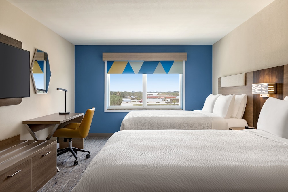 Holiday Inn Express Hotel & Suites Fort Pierce West by IHG - photo 6