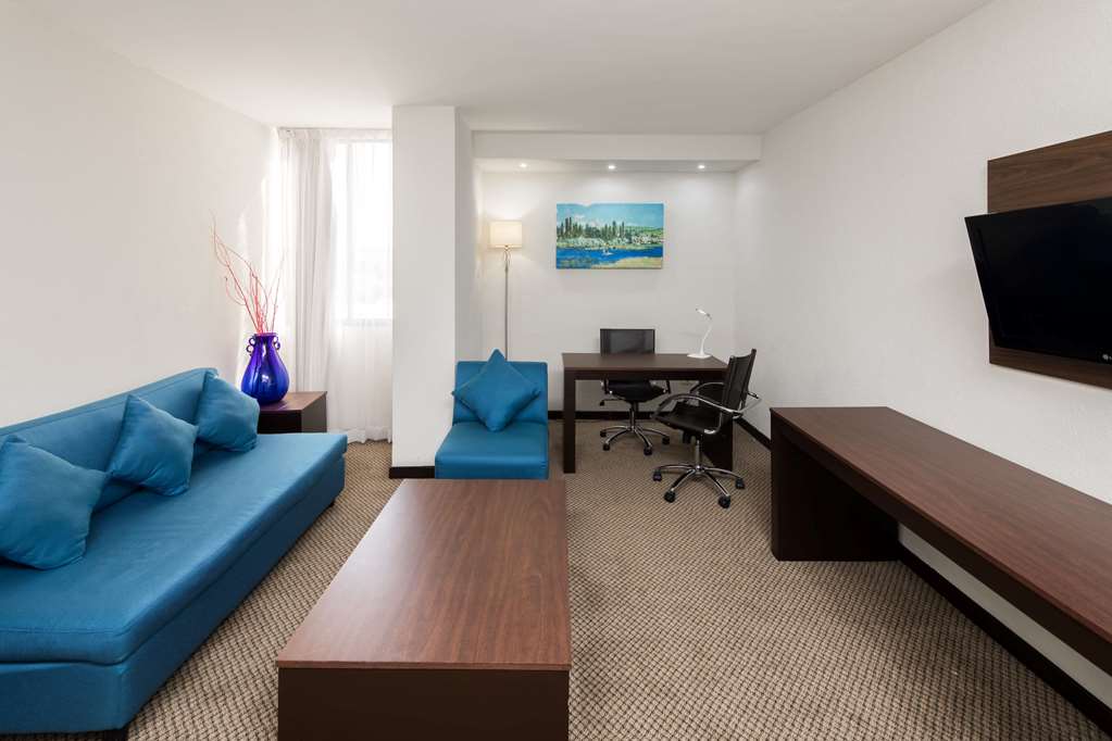 Guest room