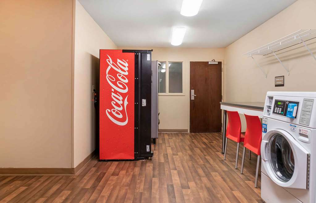 Extended Stay America Select Suites Detroit Sterling Heights - photo 37
