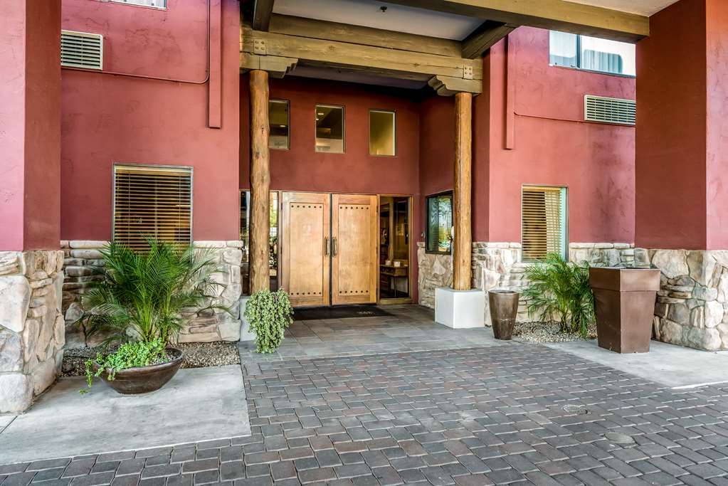 Red Lion Inn & Suites Goodyear Phoenix - photo 22