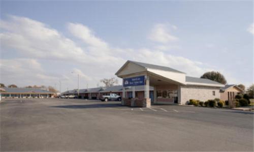 Executive Inn Muldrow - photo 4