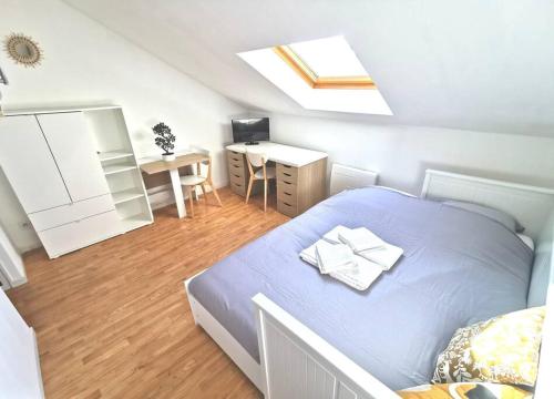 Studio Cosy Au Cœur de Reims in Reims, France