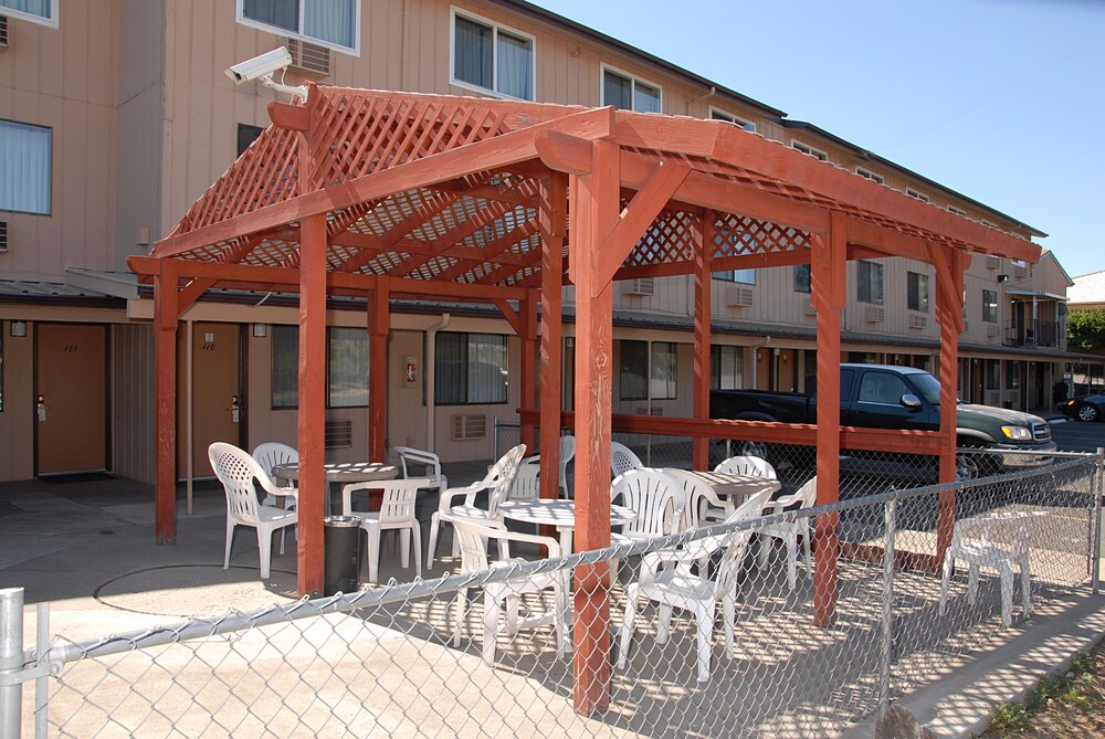Redmond Inn - photo 25