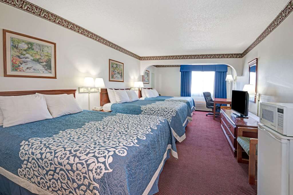 Days Inn by Wyndham Laramie - photo 11