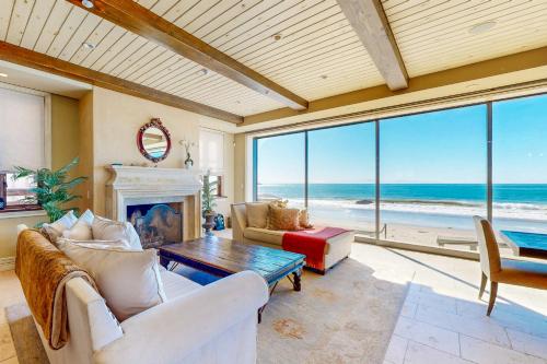 Breakers Way Adventure - last minute hotel in Carpinteria