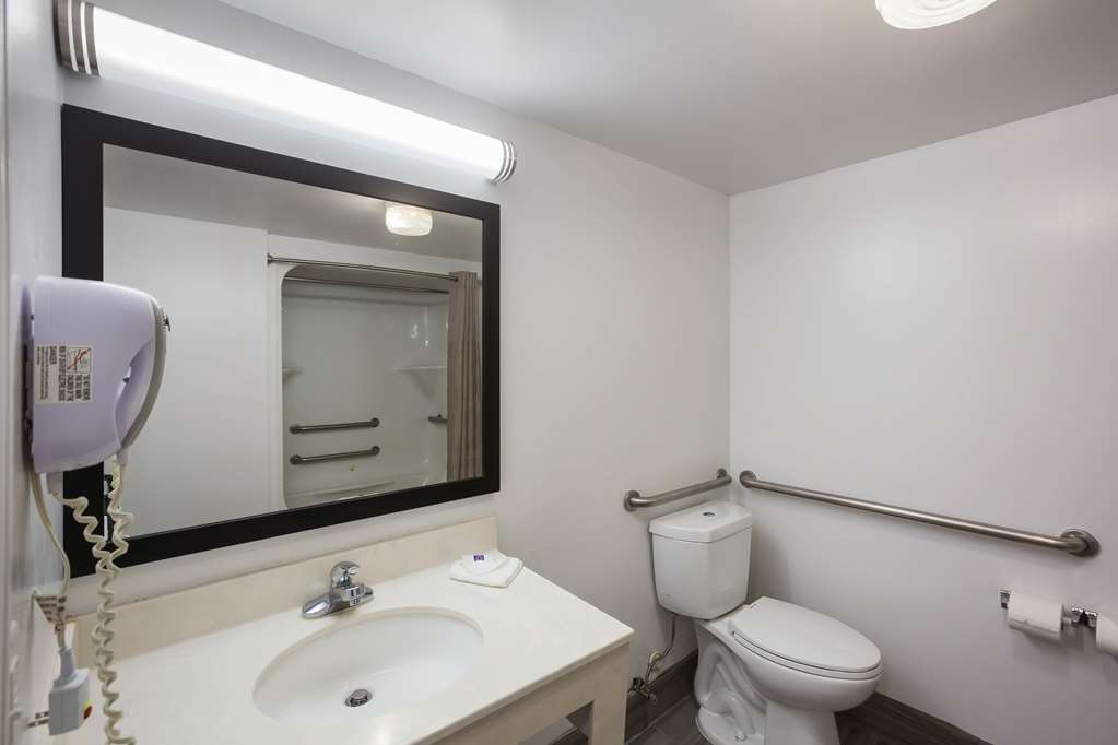 Motel 6 Suwanee GA Gwinnett Center - photo 19