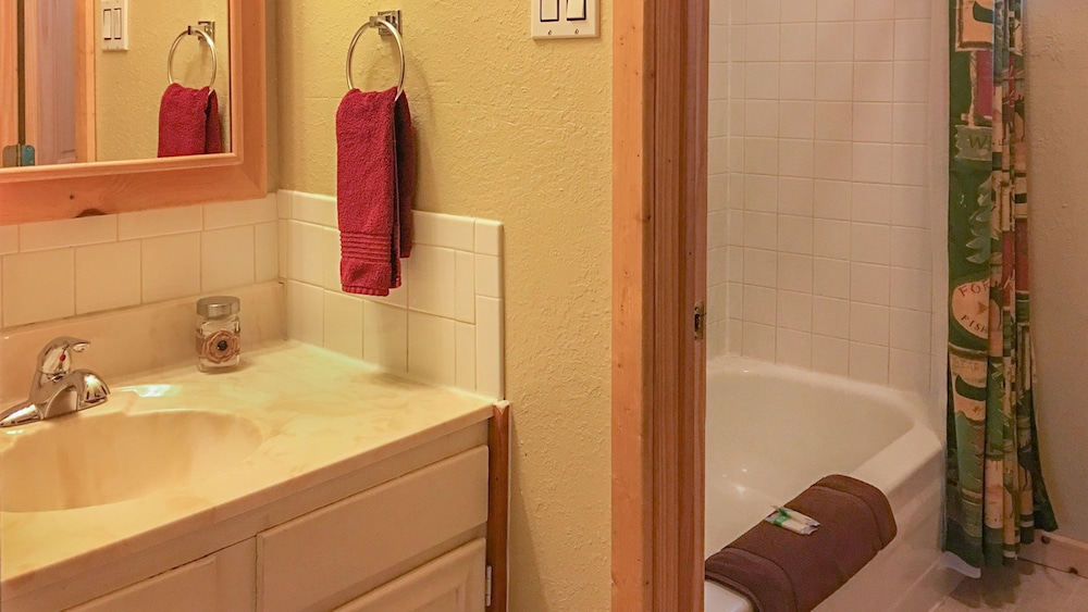 Upper Canyon Inn & Cabins - photo 122