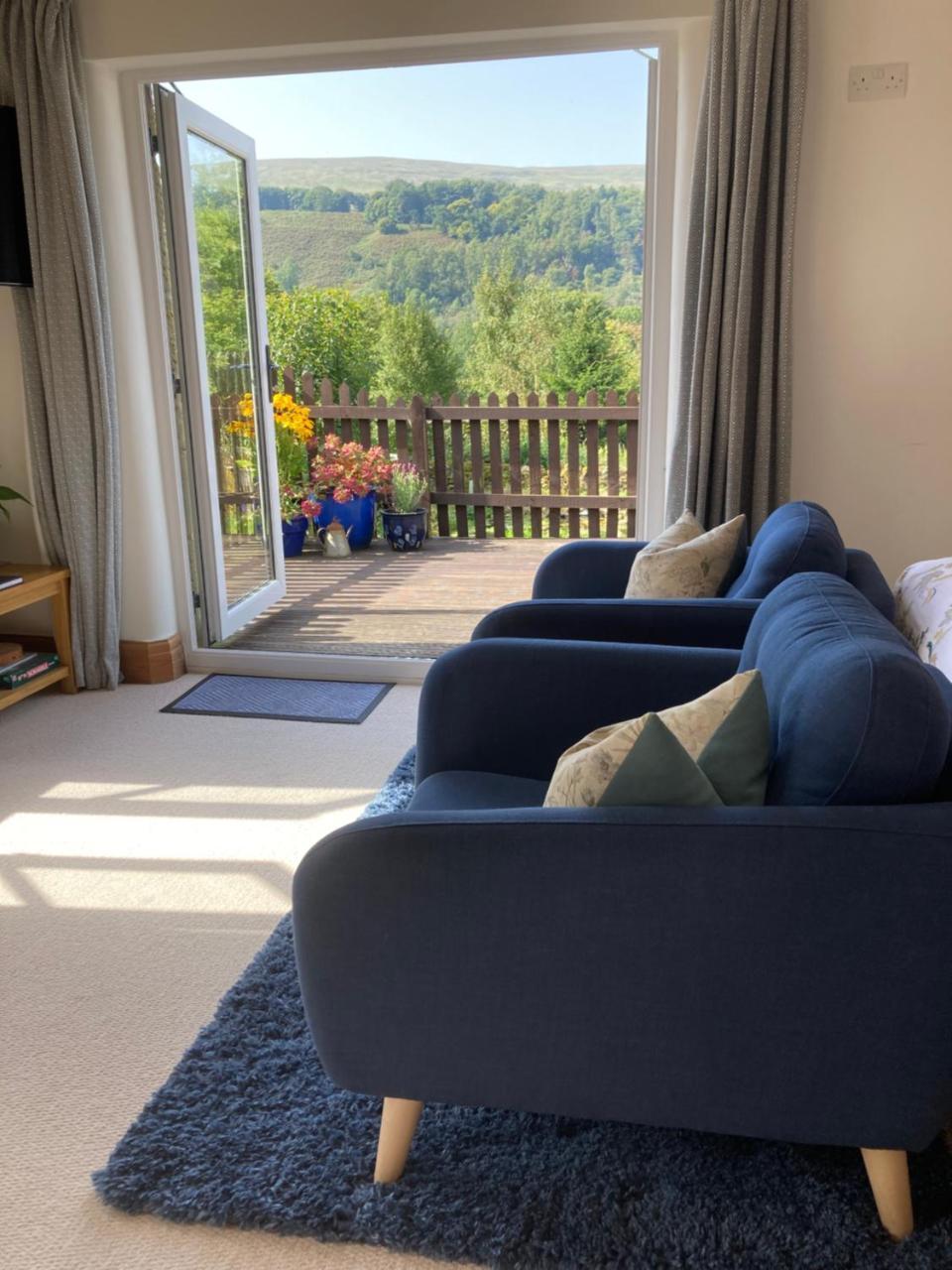 The Dale Luxurious annexe with stunning view