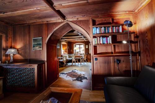 Hoglhaus Malerwinkel — Mittenwald