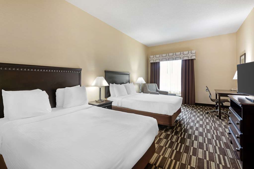 Best Western Plus Victor Inn & Suites - photo 29