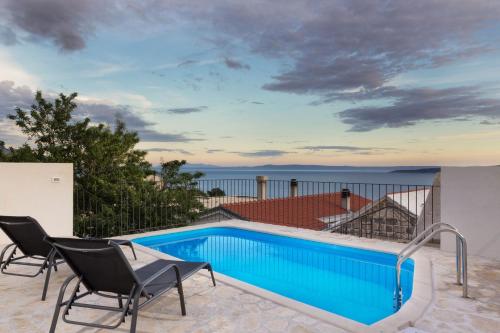 Villa Petit in Brela private pool — 4-Star Luxury Hotel in Brela, Croatia
