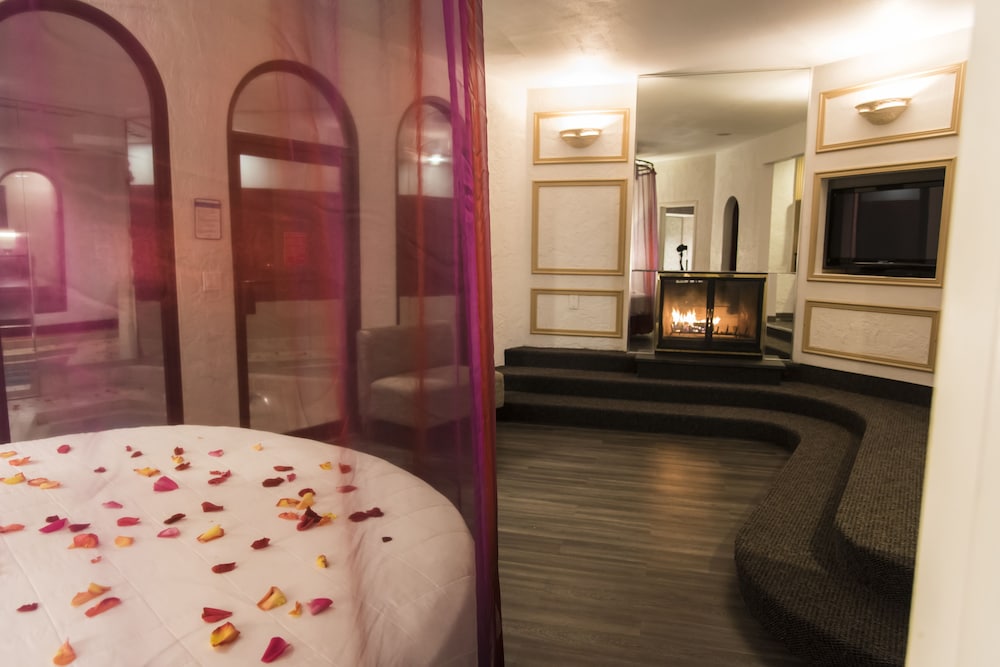 Pocono Palace Resort - photo 22