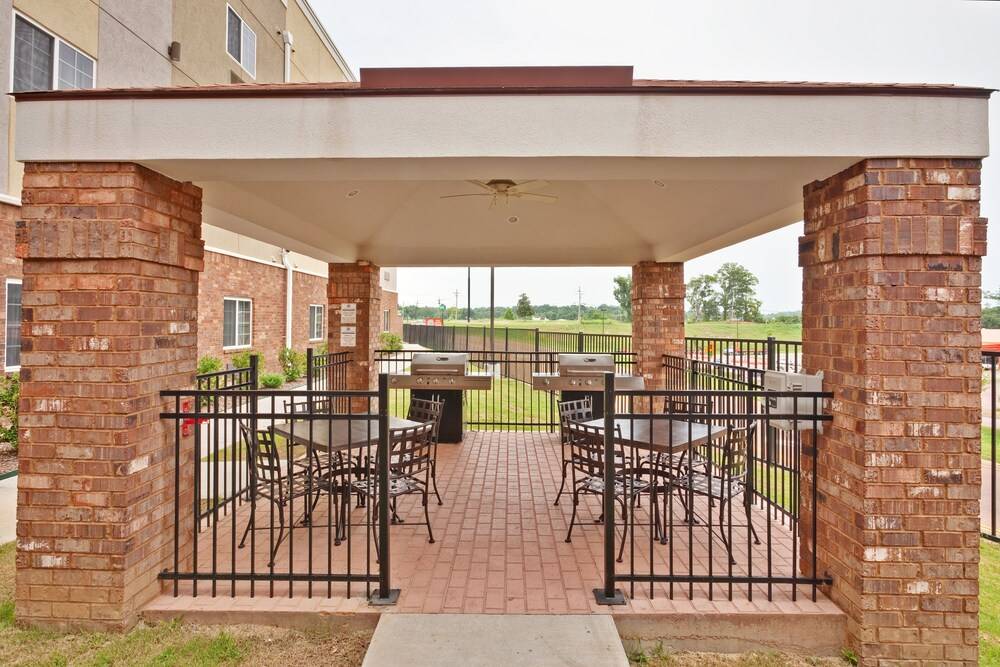 Candlewood Suites Vicksburg by IHG - photo 19