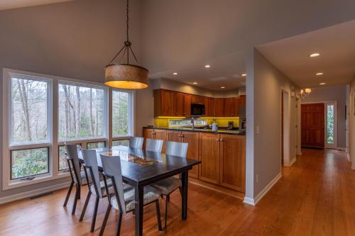 Crooked Creek Inn at Yonahlossee - photo 13