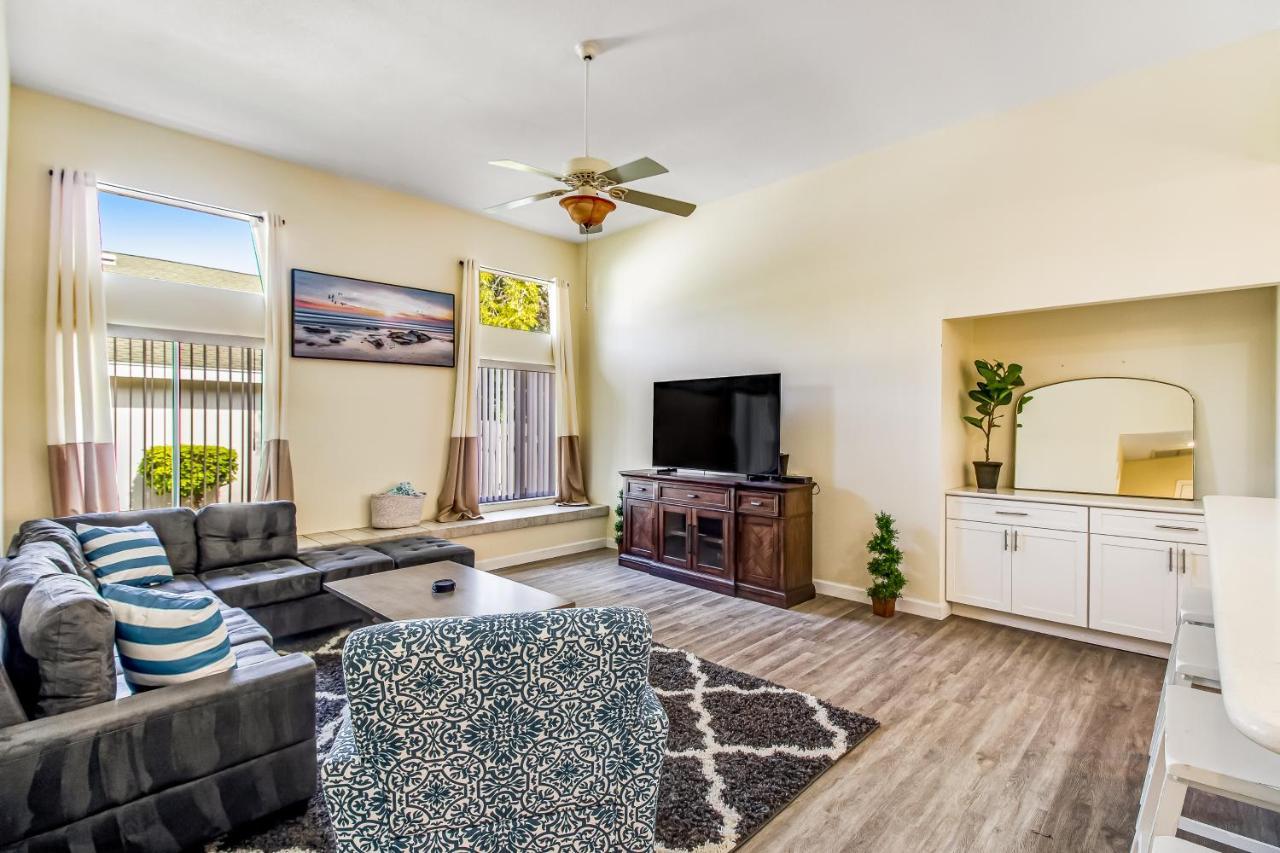 Vacation Station - carbon neutral hotel in Bradenton