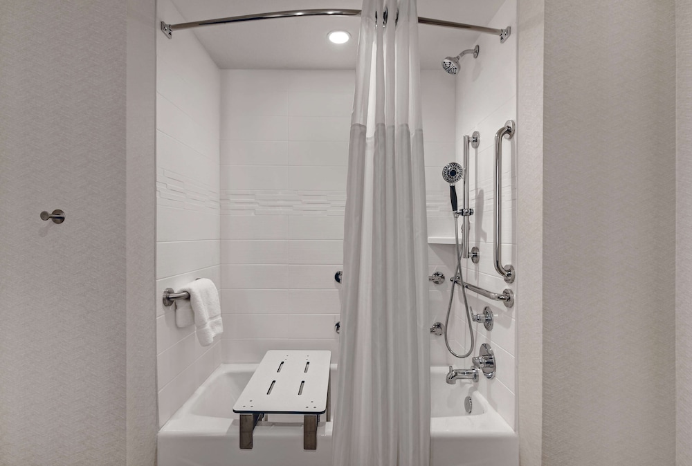 Hilton Garden Inn Madison Huntsville Airport - photo 31