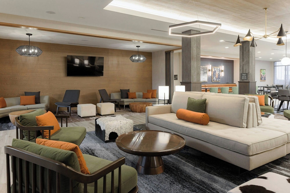 Fairfield By Marriott Inn & Suites Cincinnati Oakley - photo 3