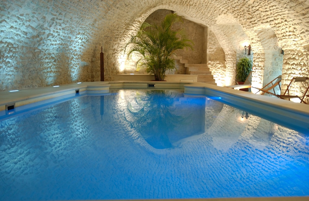 Château De Vault De Lugny — 5-Star Luxury Hotel in Avallon, France