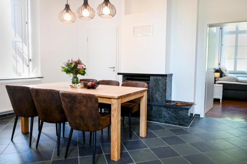 Römer Apartment im Herenhaus Rheinblick — 4-Star Luxury Hotel in Xanten, Germany