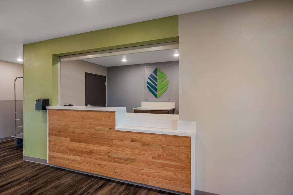 Woodspring Suites Milwaukee Menomonee Falls - photo 13