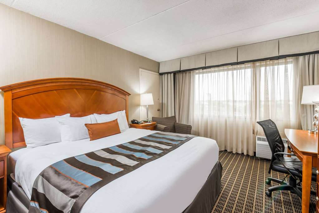 Wingate by Wyndham Springfield - photo 11